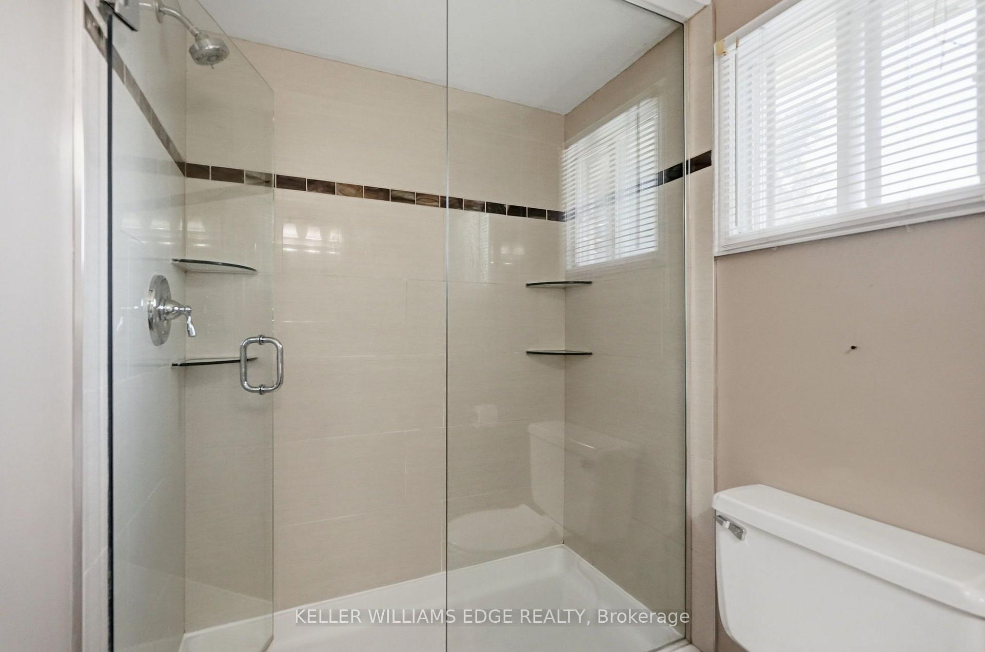 Photo 25 of 2055 Hunters Wood Drive, Burlington, Headon — HOMEH