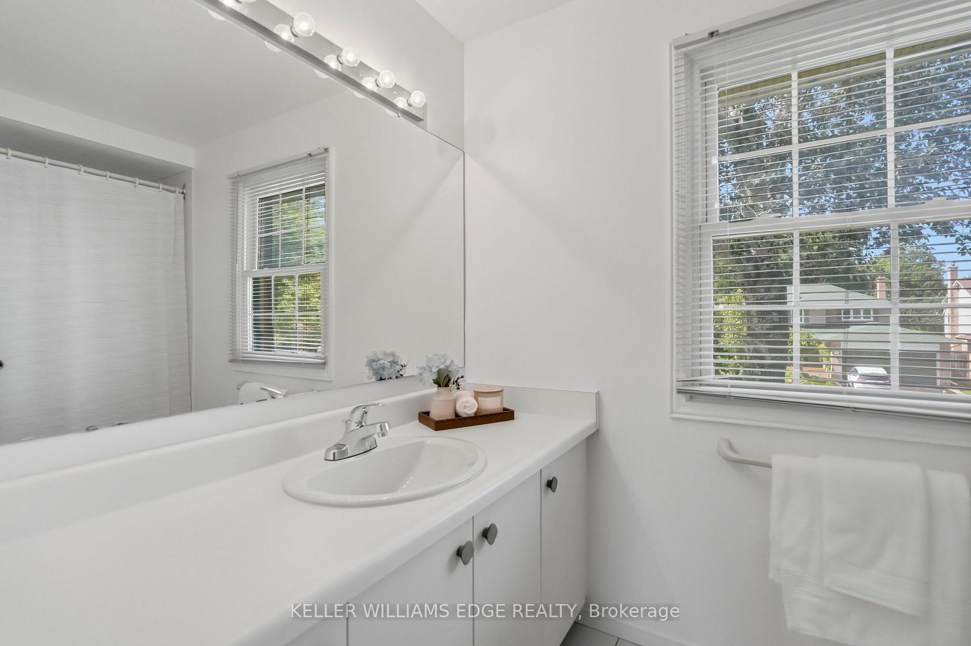 Photo 26 of 2055 Hunters Wood Drive, Burlington, Headon — HOMEH