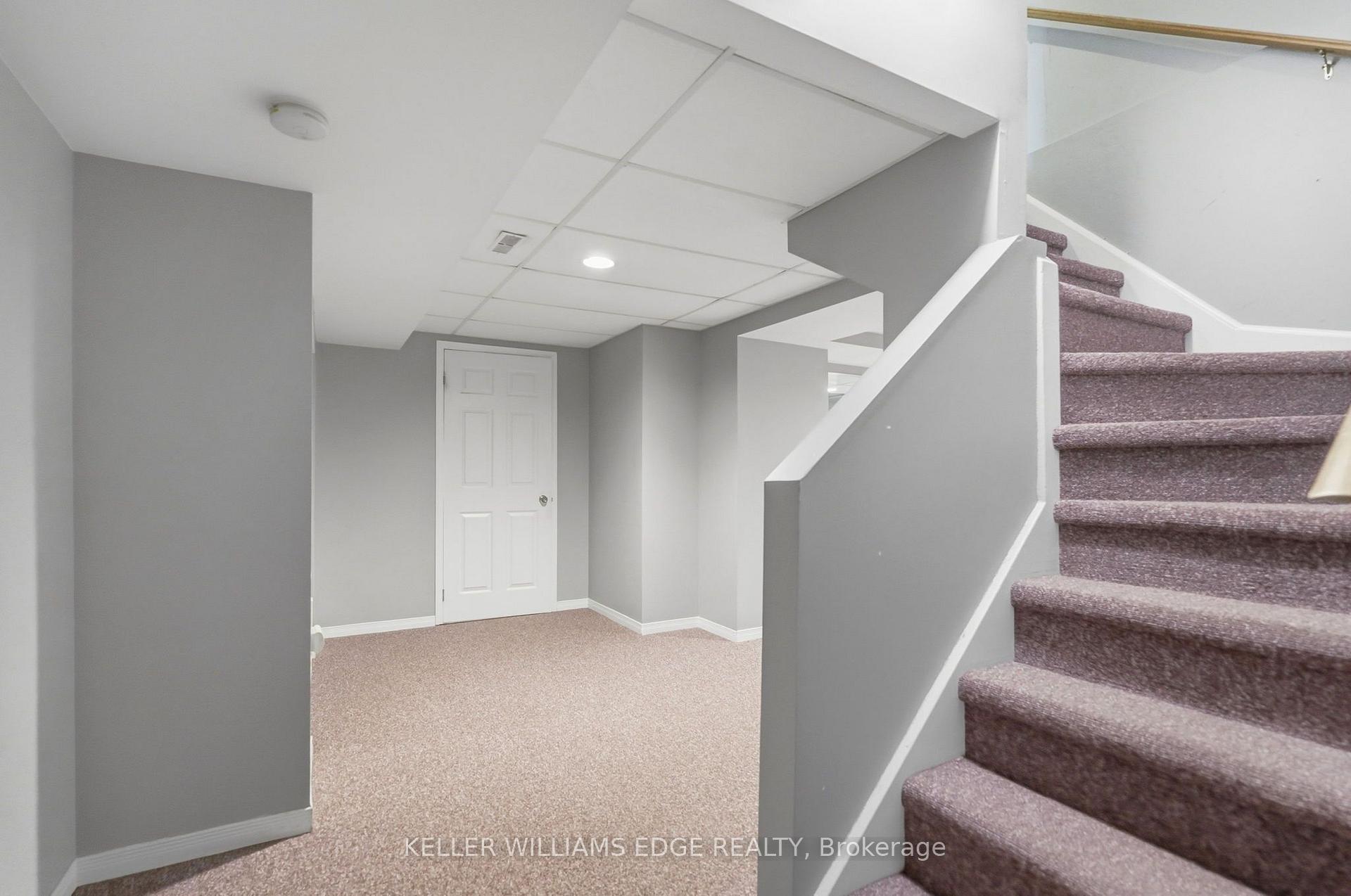 Photo 34 of 2055 Hunters Wood Drive, Burlington, Headon — HOMEH
