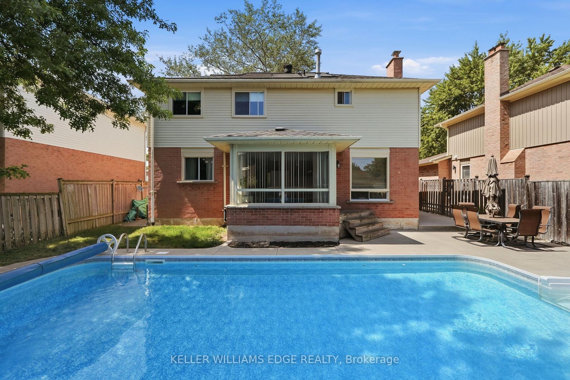 Photo 42 of 2055 Hunters Wood Drive, Burlington, Headon — HOMEH