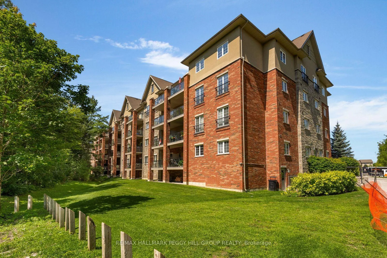 Photo 30 of Unit 302, 43 Ferndale Drive S, Barrie, Ardagh — HOMEH