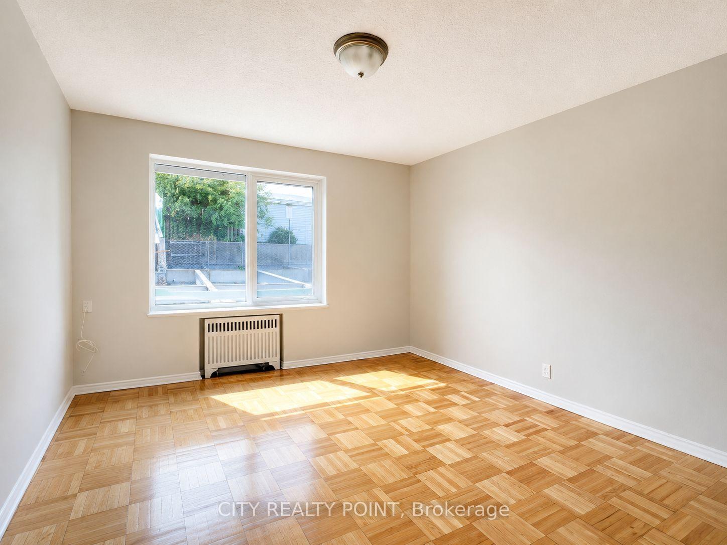 Photo 2 of Unit 209, 990 Avenue Road, Toronto, Yonge-Eglinton — HOMEH