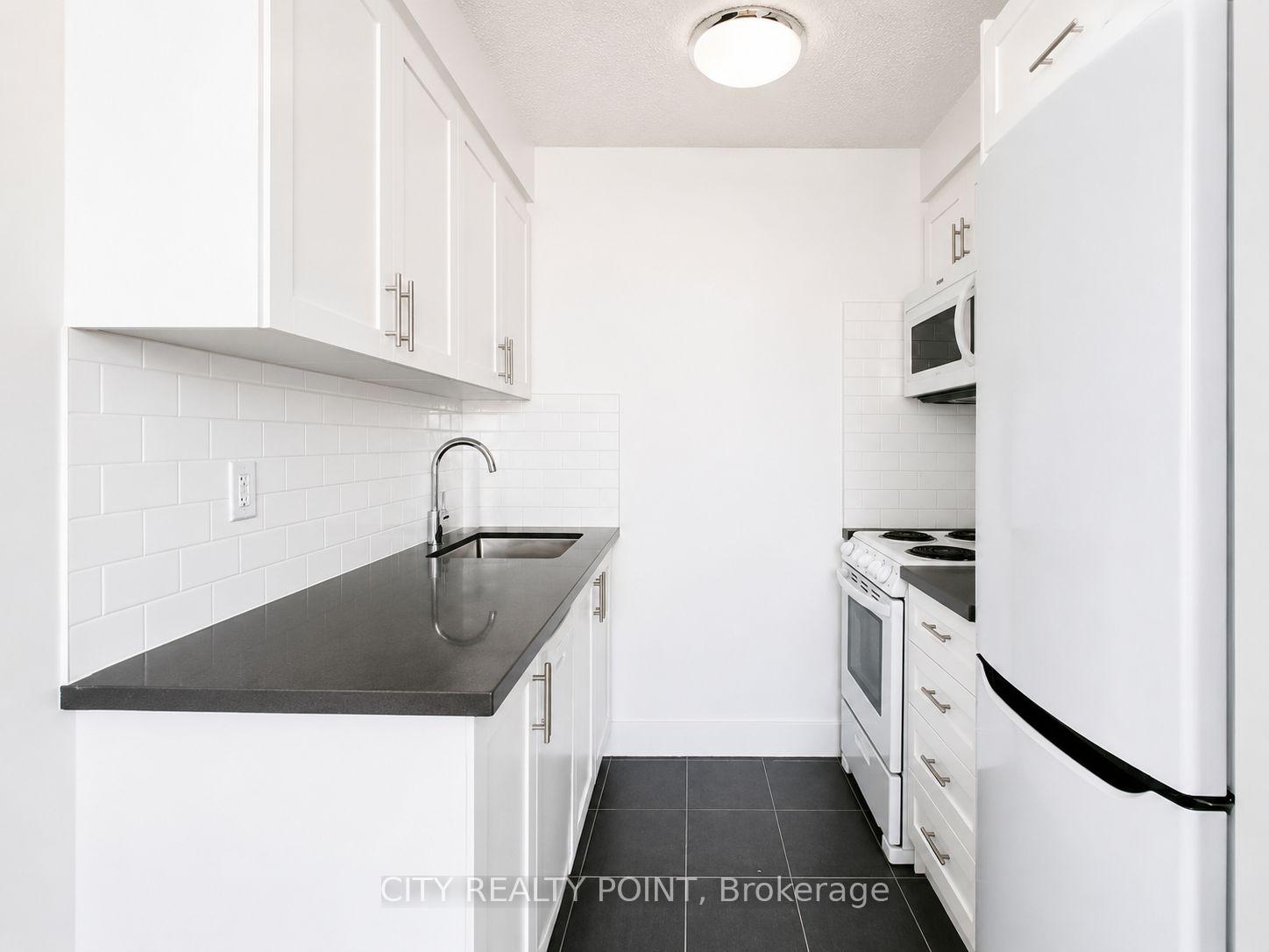 Photo 3 of Unit 209, 990 Avenue Road, Toronto, Yonge-Eglinton — HOMEH