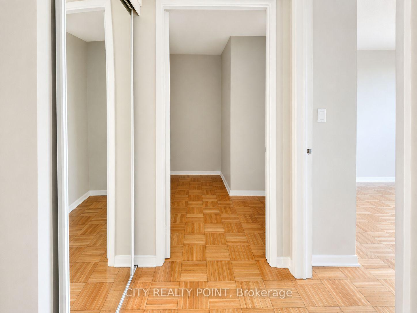 Photo 4 of Unit 209, 990 Avenue Road, Toronto, Yonge-Eglinton — HOMEH