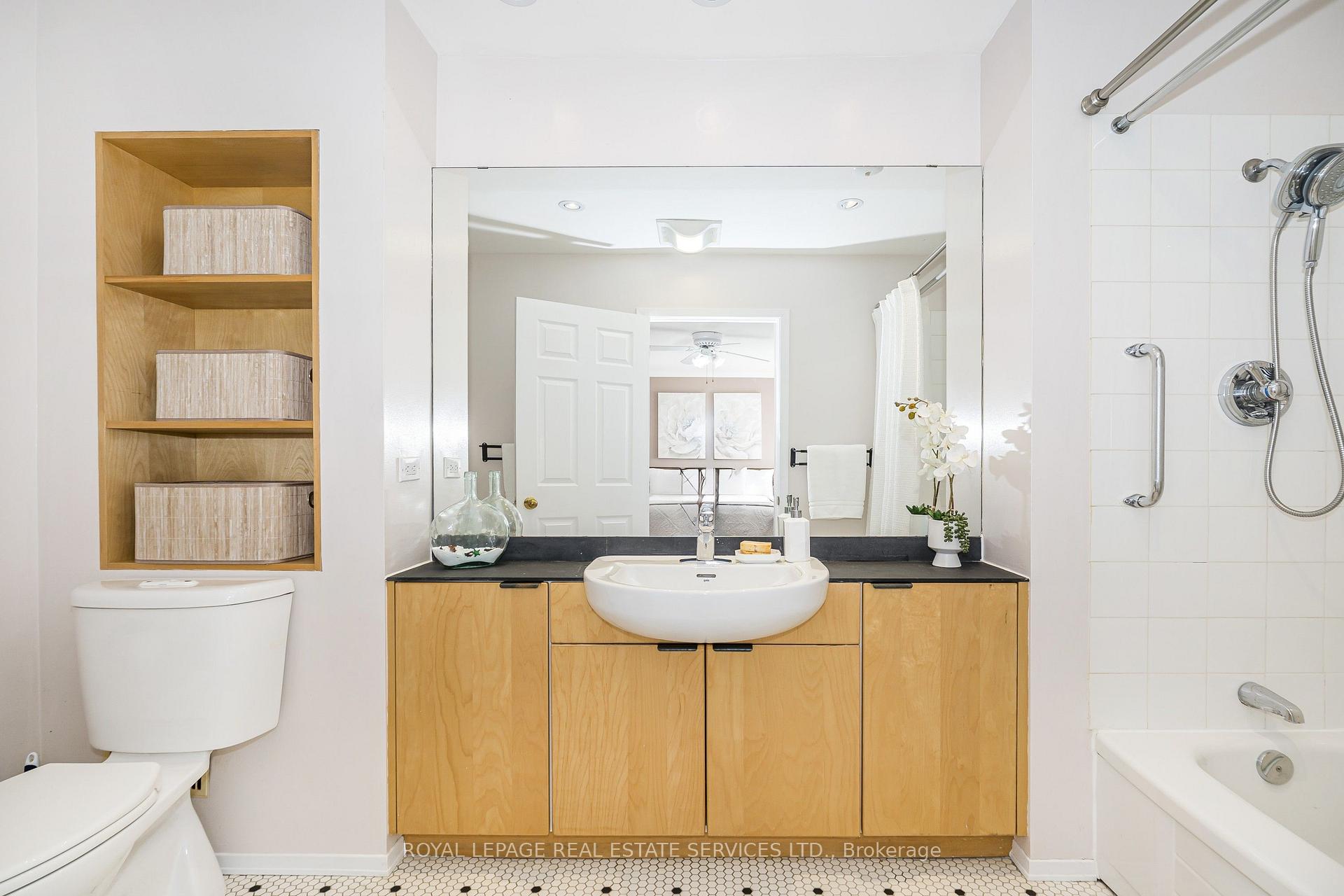 Photo 18 of Unit 3, 336 Queen Street S, Mississauga, Streetsville — HOMEH