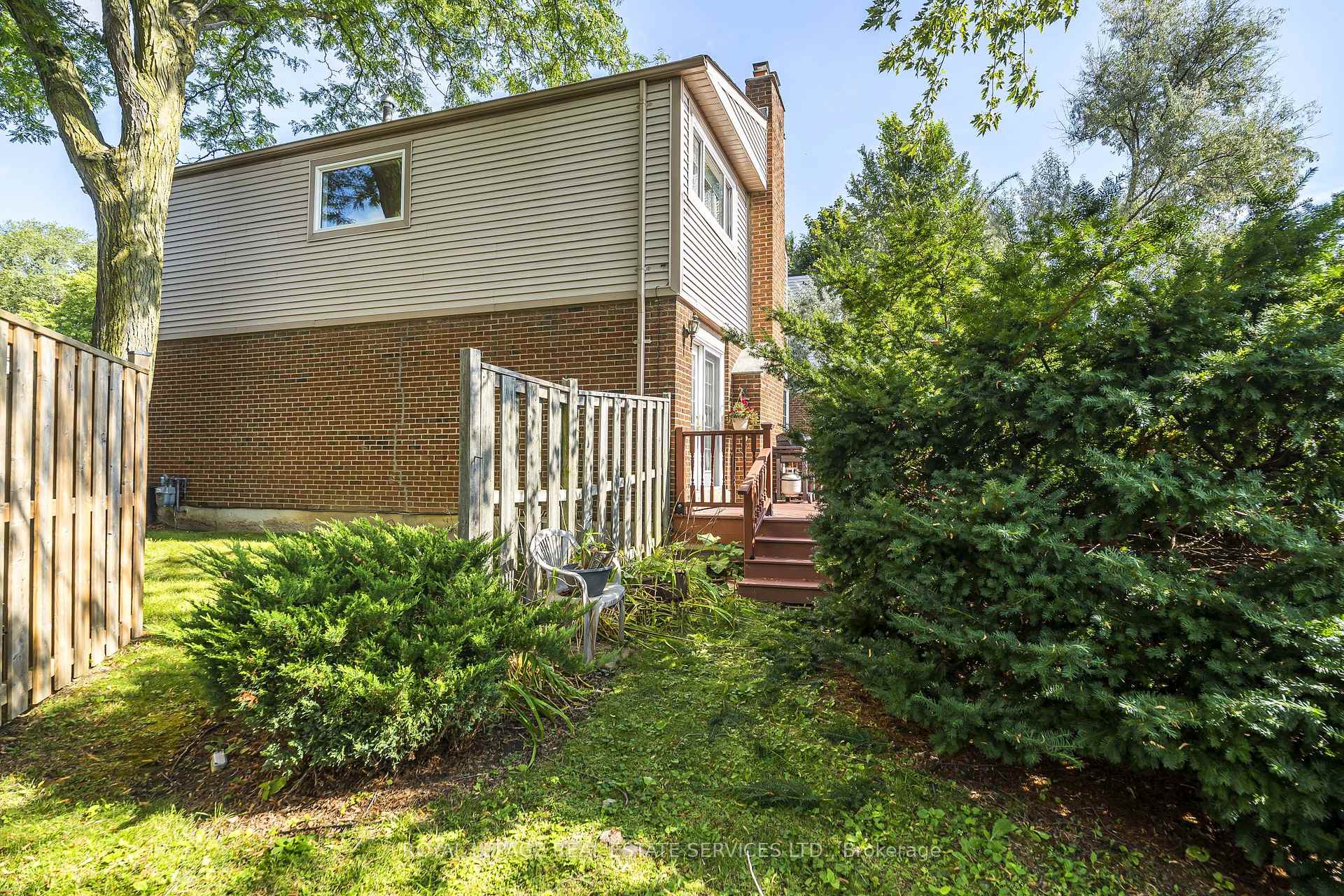 Photo 36 of Unit 3, 336 Queen Street S, Mississauga, Streetsville — HOMEH
