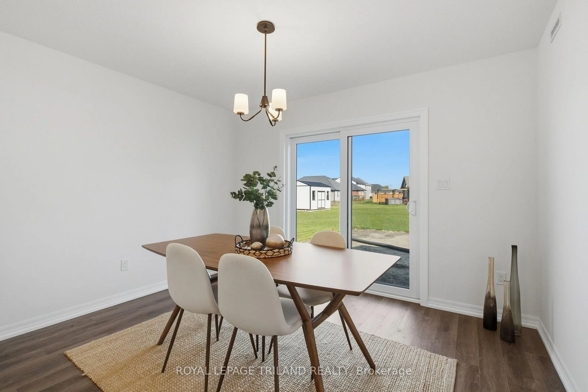 Photo 12 of 154 Styles Drive, St. Thomas — HOMEH