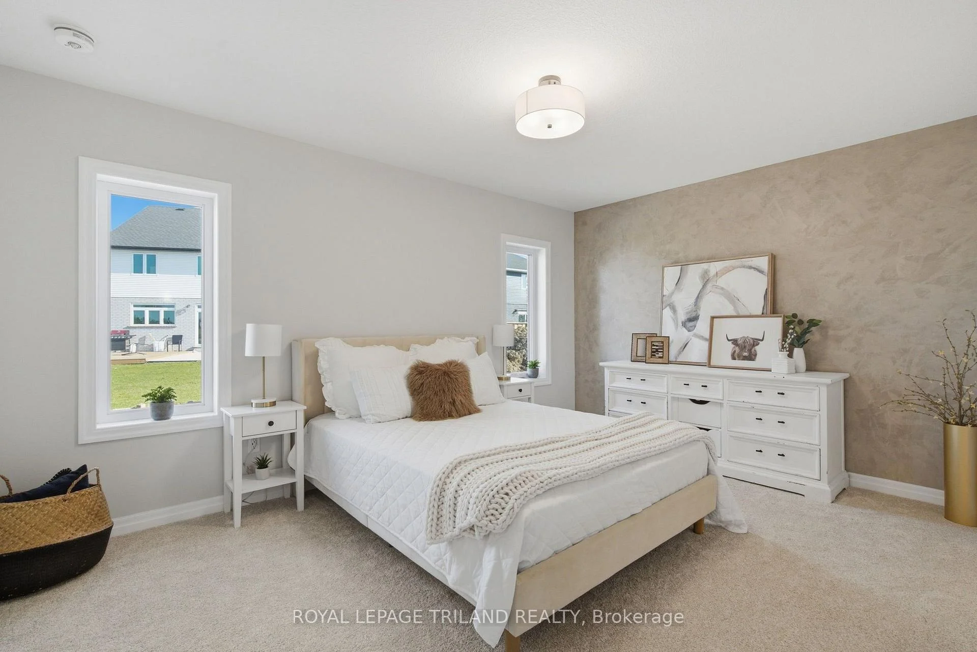 Photo 14 of 154 Styles Drive, St. Thomas — HOMEH