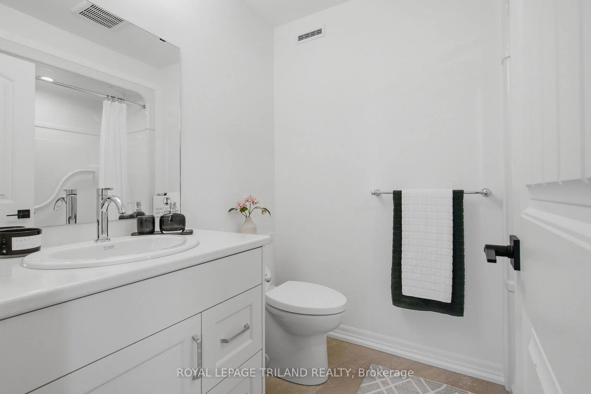 Photo 16 of 154 Styles Drive, St. Thomas — HOMEH