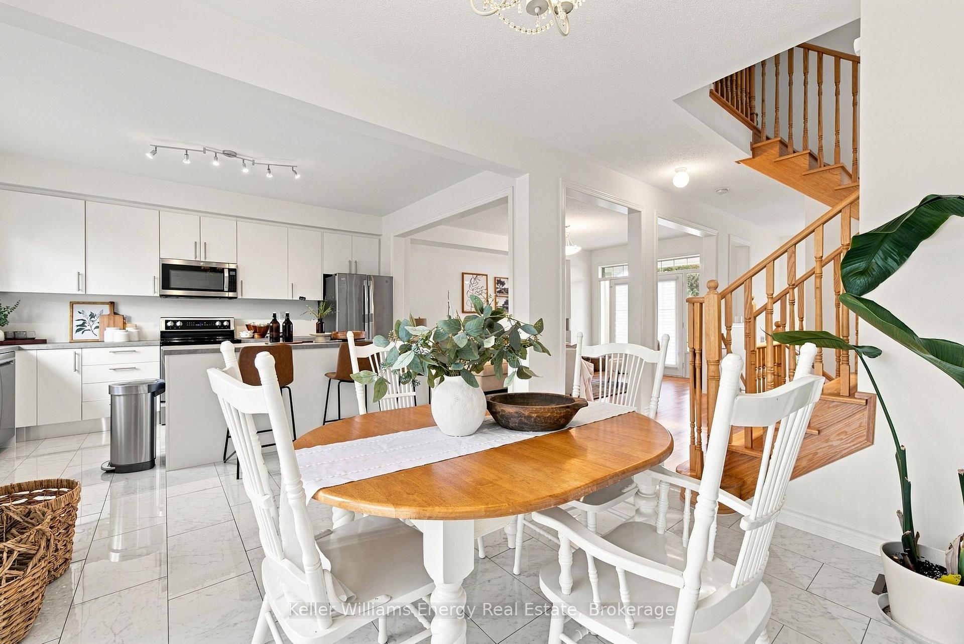 Photo 11 of 94 Elephant Hill Drive, Clarington, Bowmanville — HOMEH