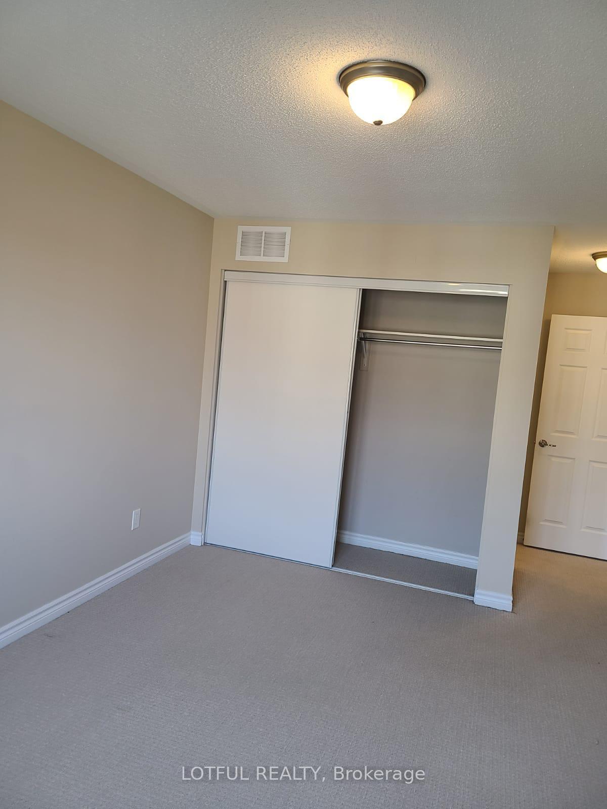 Photo 17 of 609 Foxlight Circle, Ottawa, Kanata - Emerald Meadows/Trailwest — HOMEH