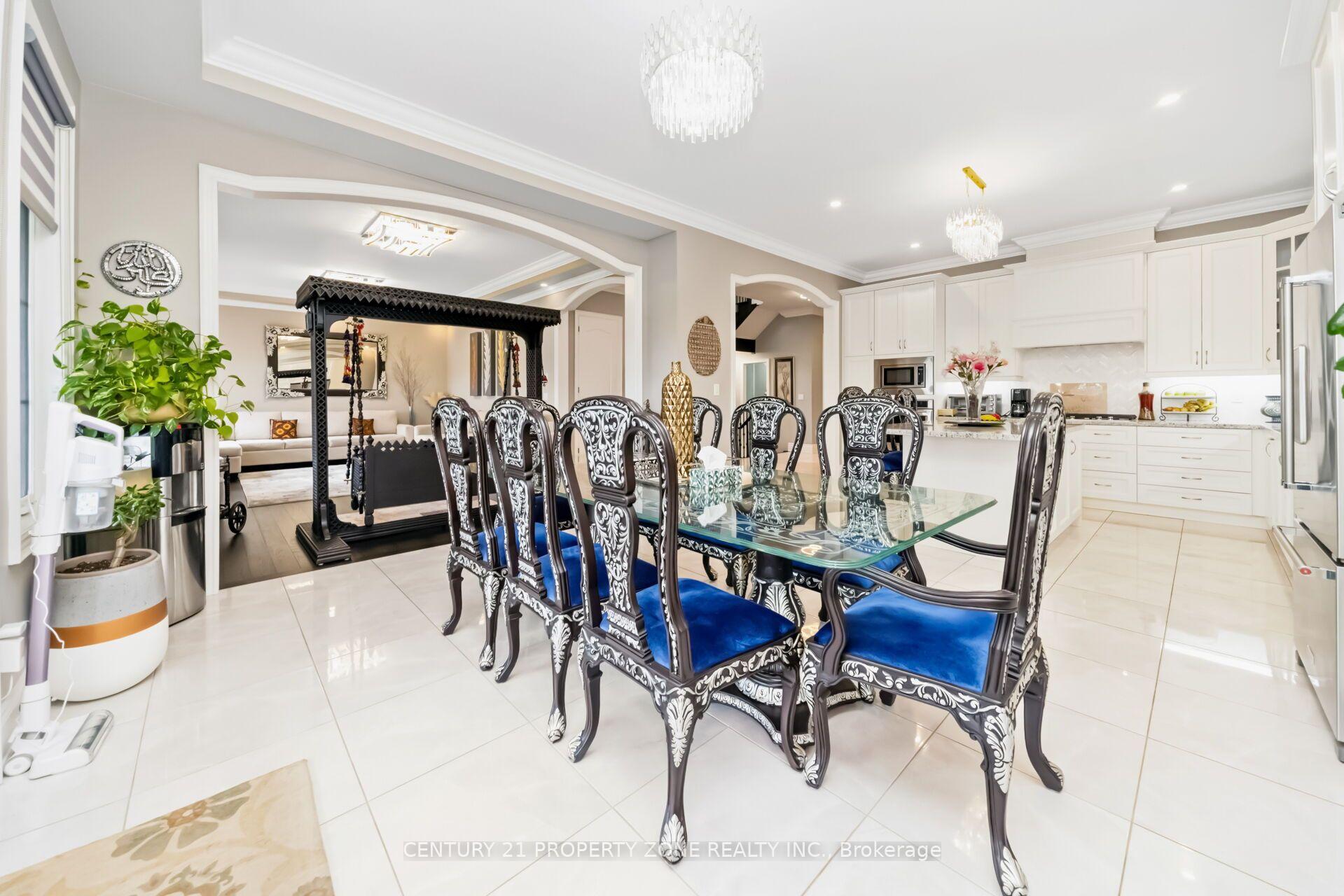 Photo 16 of 8 Adrian Crescent, Brampton, Credit Valley — HOMEH