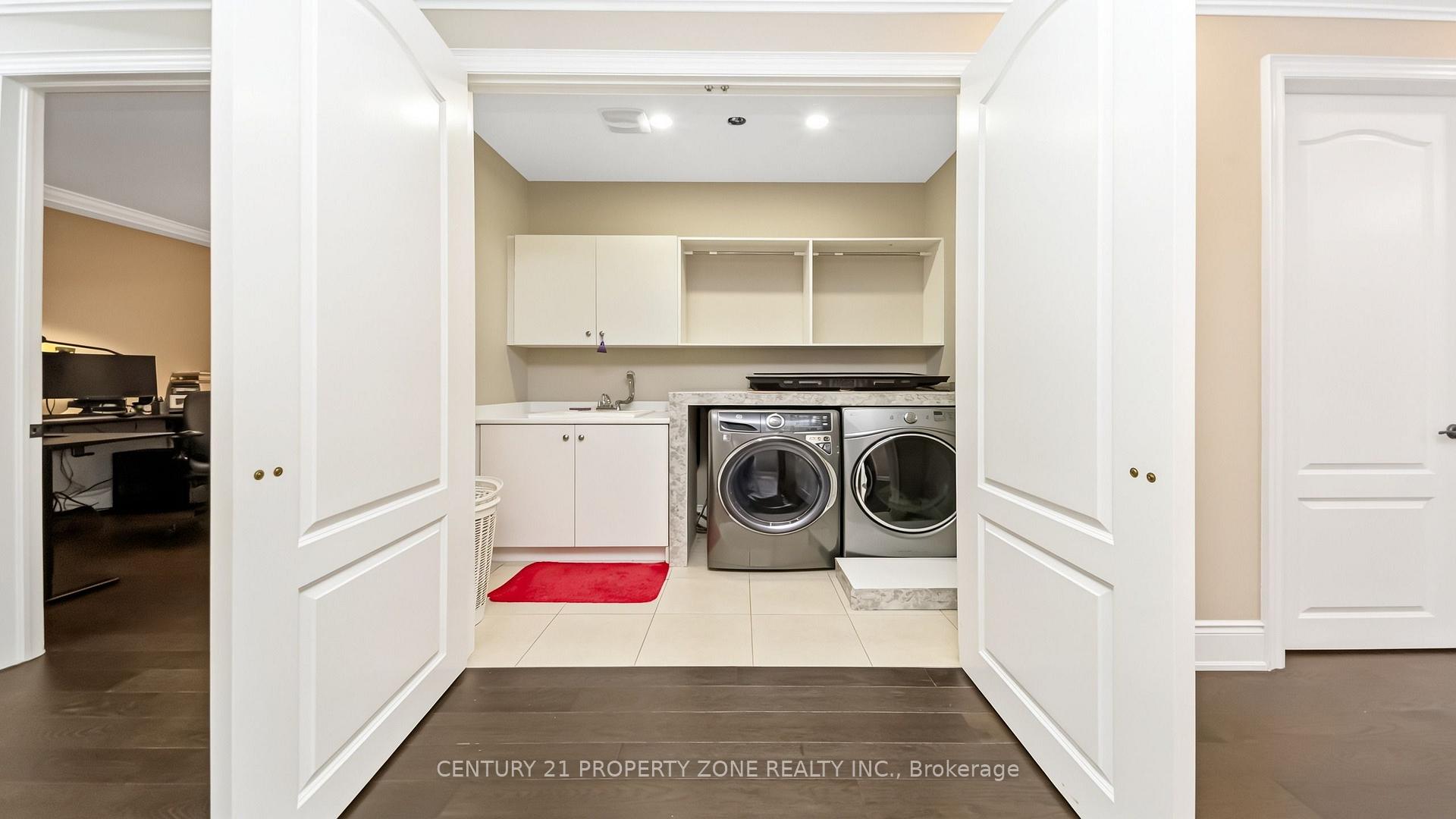 Photo 28 of 8 Adrian Crescent, Brampton, Credit Valley — HOMEH