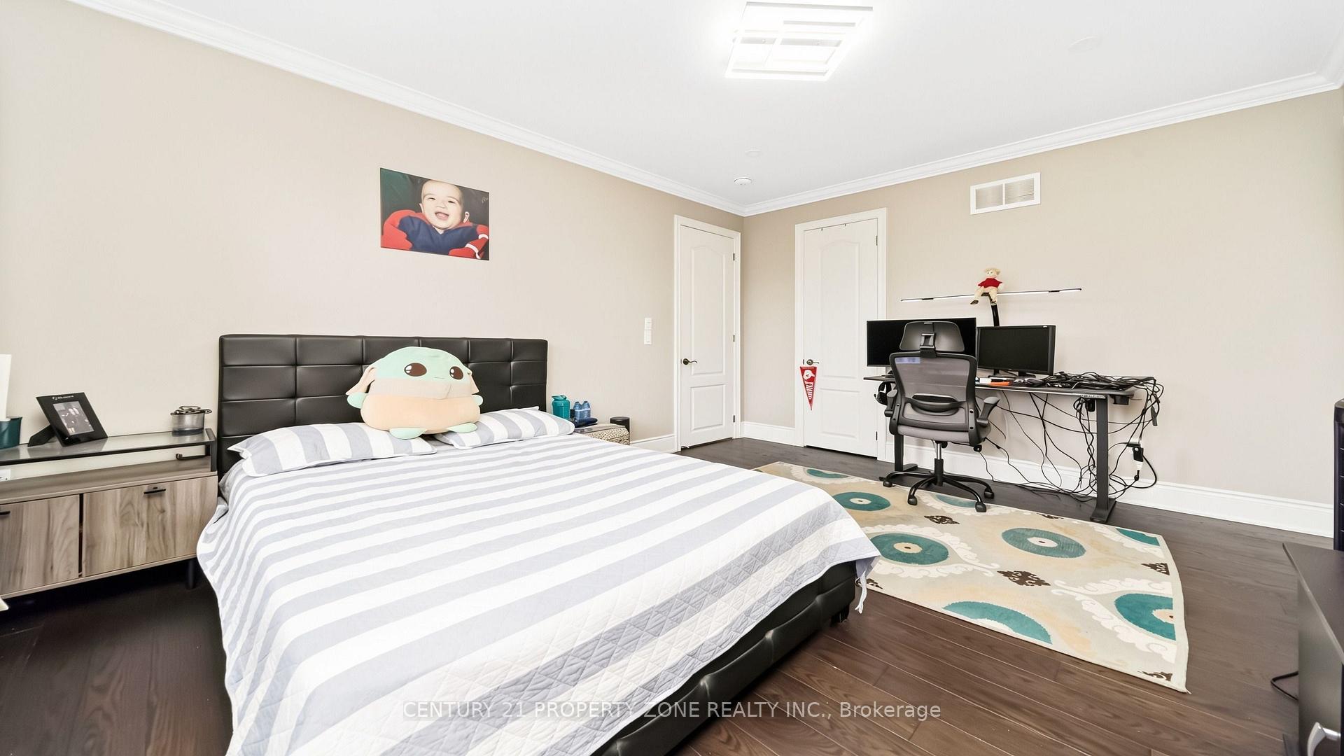 Photo 34 of 8 Adrian Crescent, Brampton, Credit Valley — HOMEH