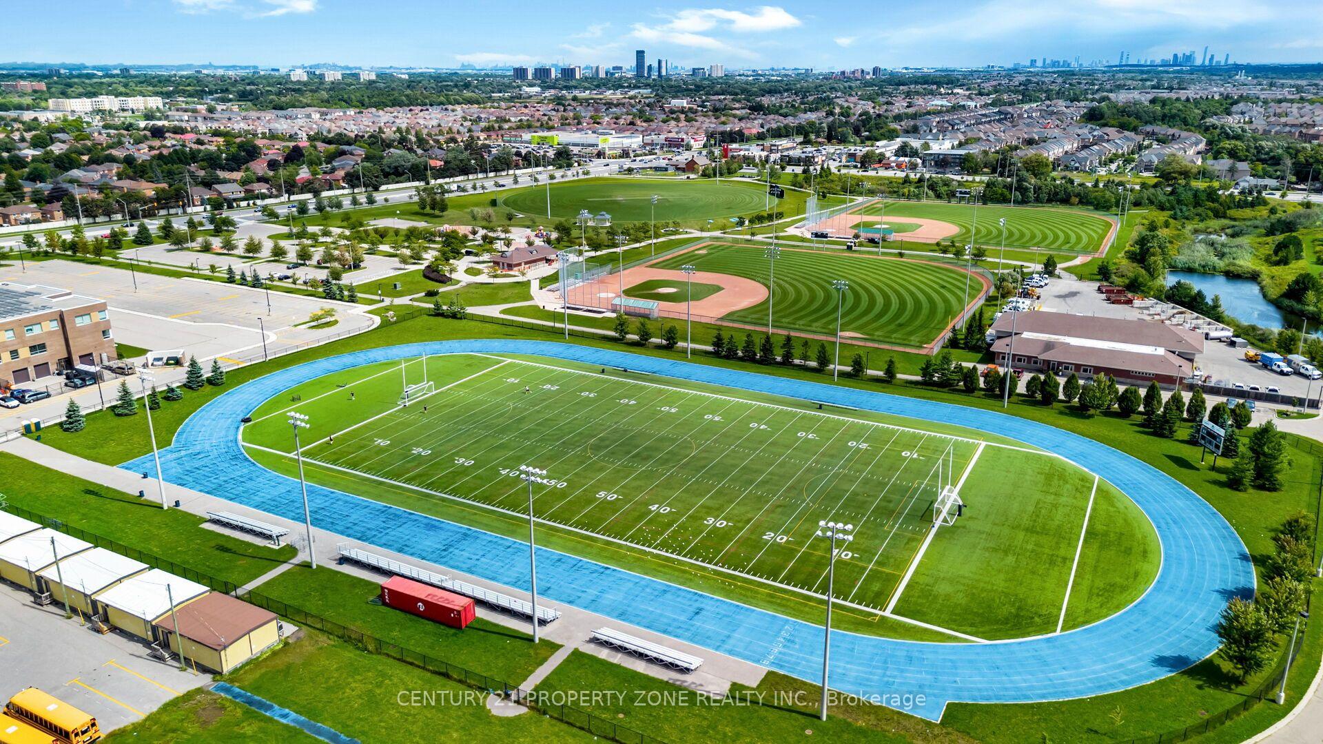Photo 50 of 8 Adrian Crescent, Brampton, Credit Valley — HOMEH