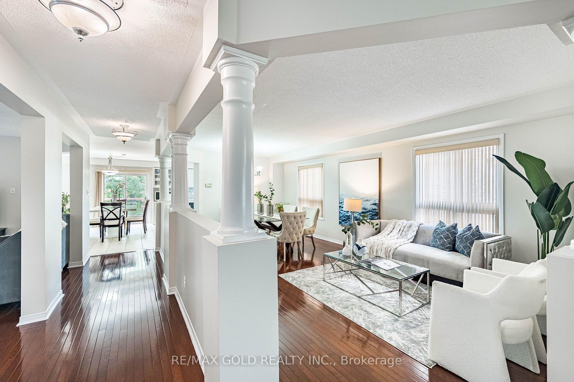 Photo 5 of 128 Luella Crescent, Brampton, Fletcher's Meadow — HOMEH