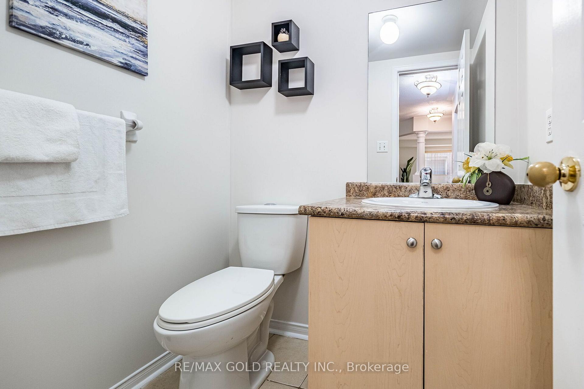 Photo 20 of 128 Luella Crescent, Brampton, Fletcher's Meadow — HOMEH