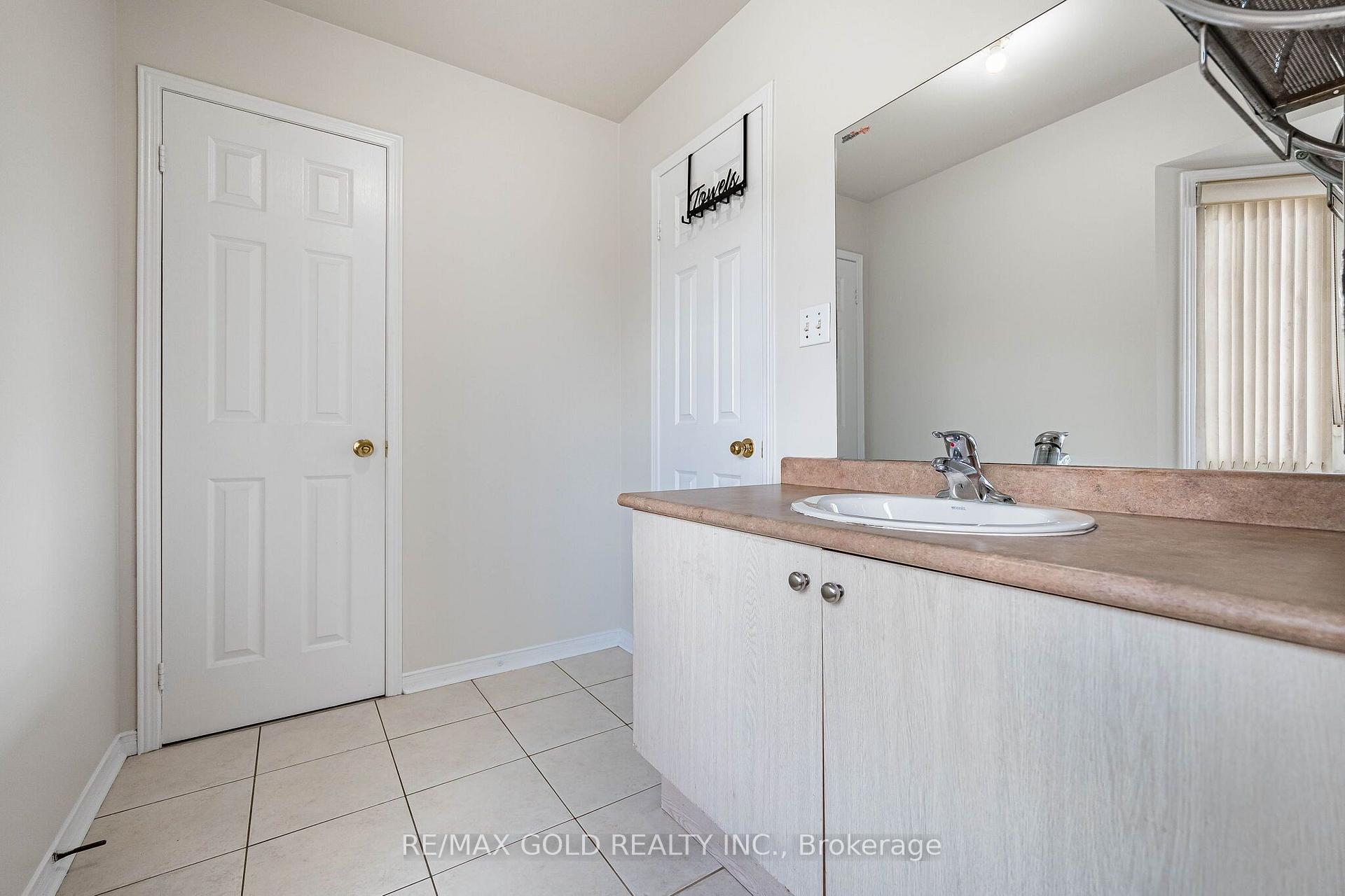 Photo 27 of 128 Luella Crescent, Brampton, Fletcher's Meadow — HOMEH