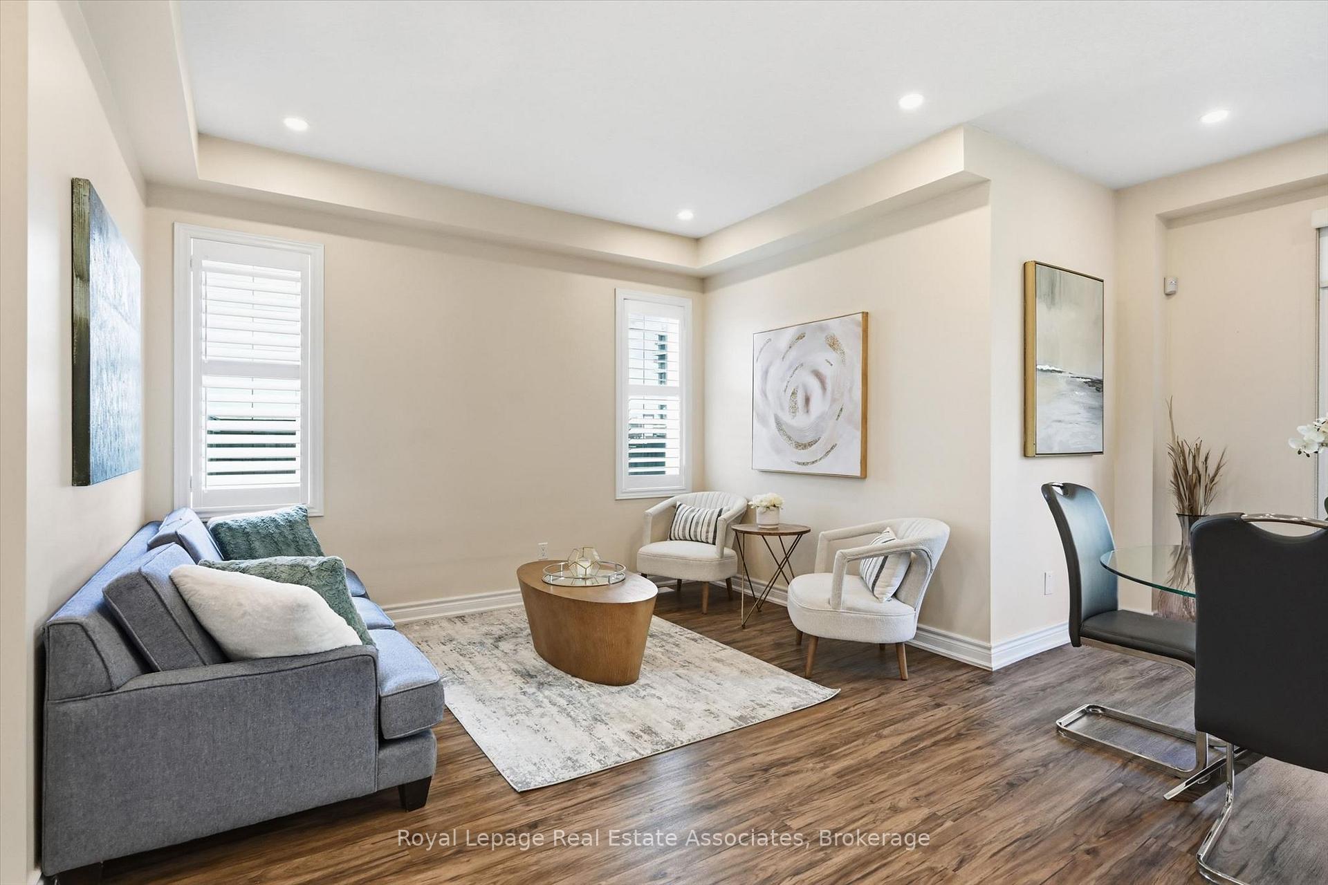 Photo 14 of 1 Southshore Crescent, Hamilton, Lakeshore — HOMEH