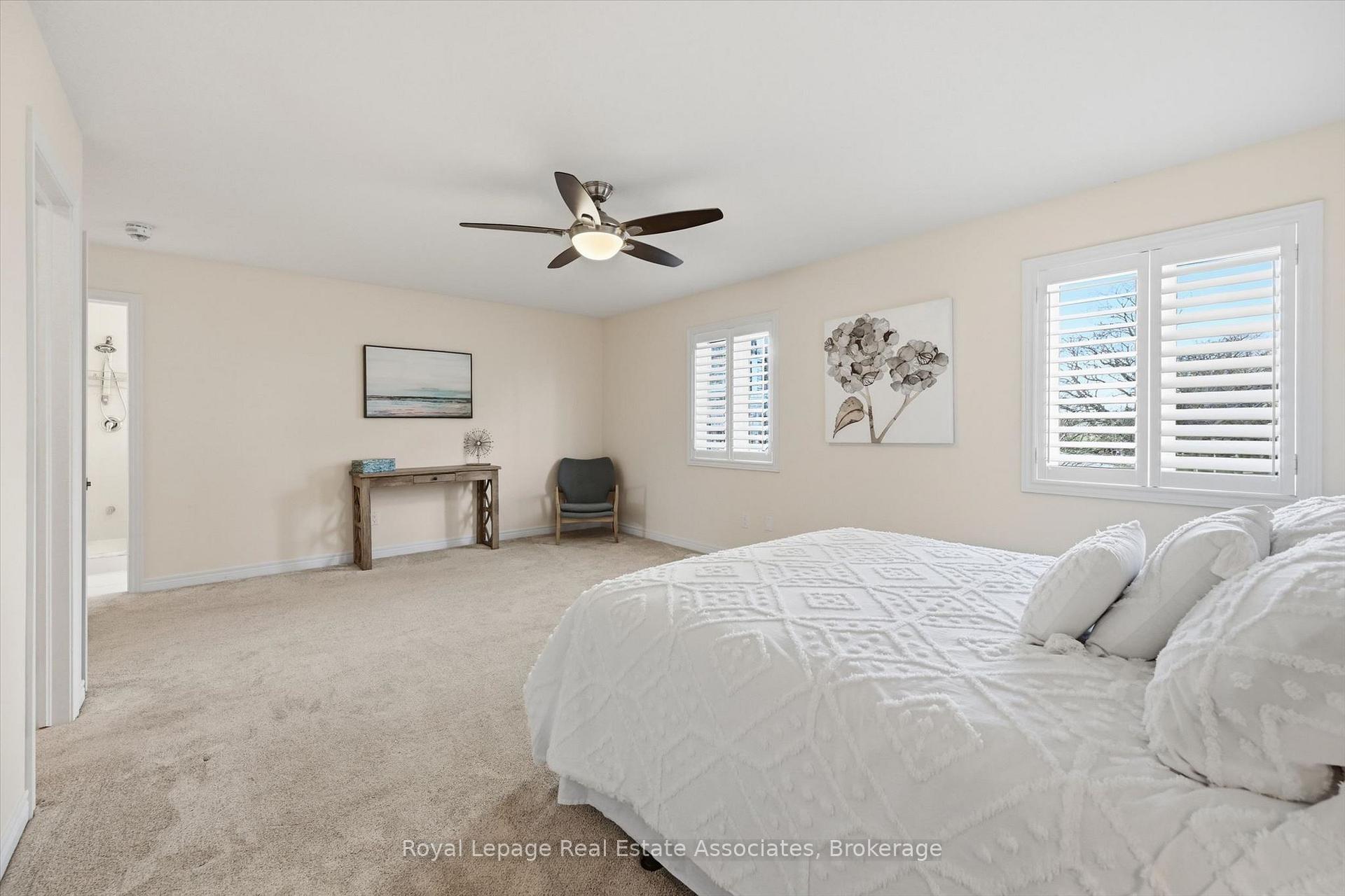 Photo 18 of 1 Southshore Crescent, Hamilton, Lakeshore — HOMEH