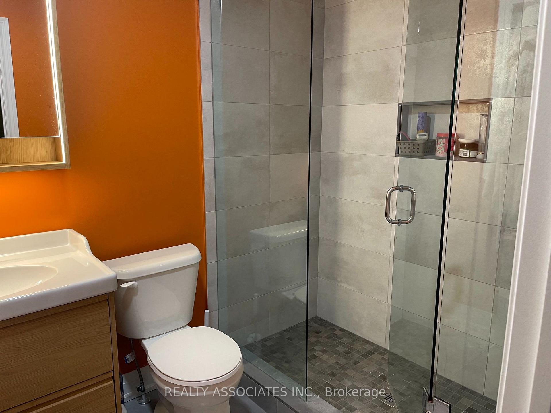 Photo 7 of 1059 Nantyr Drive, Innisfil, Alcona — HOMEH