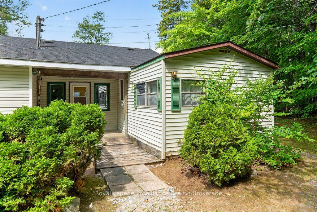 Photo 6 of 1693 Gull Lake Road, Frontenac, Frontenac North — HOMEH