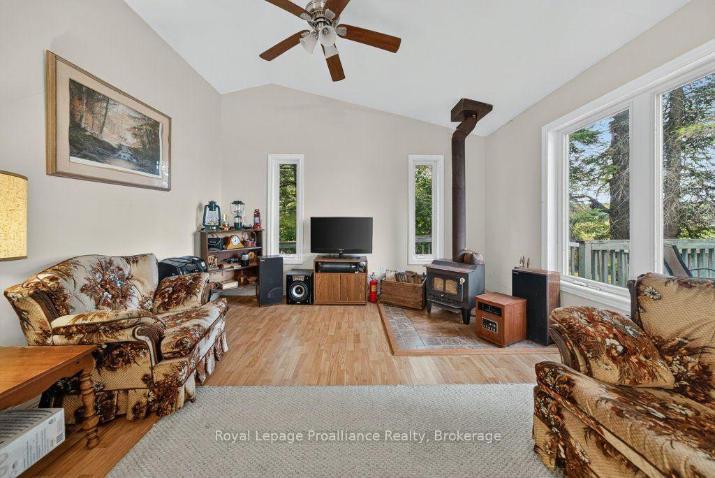 Photo 10 of 1693 Gull Lake Road, Frontenac, Frontenac North — HOMEH