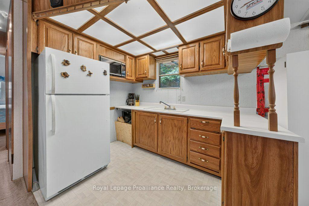 Photo 17 of 1693 Gull Lake Road, Frontenac, Frontenac North — HOMEH
