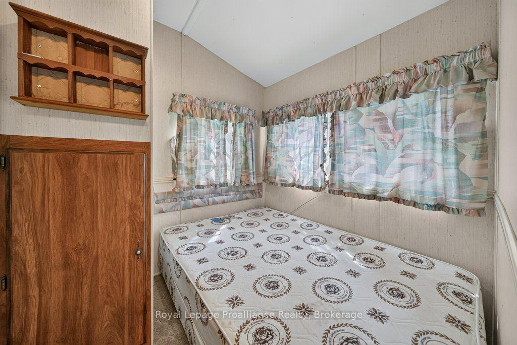 Photo 21 of 1693 Gull Lake Road, Frontenac, Frontenac North — HOMEH