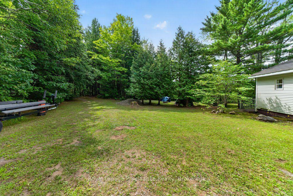 Photo 33 of 1693 Gull Lake Road, Frontenac, Frontenac North — HOMEH