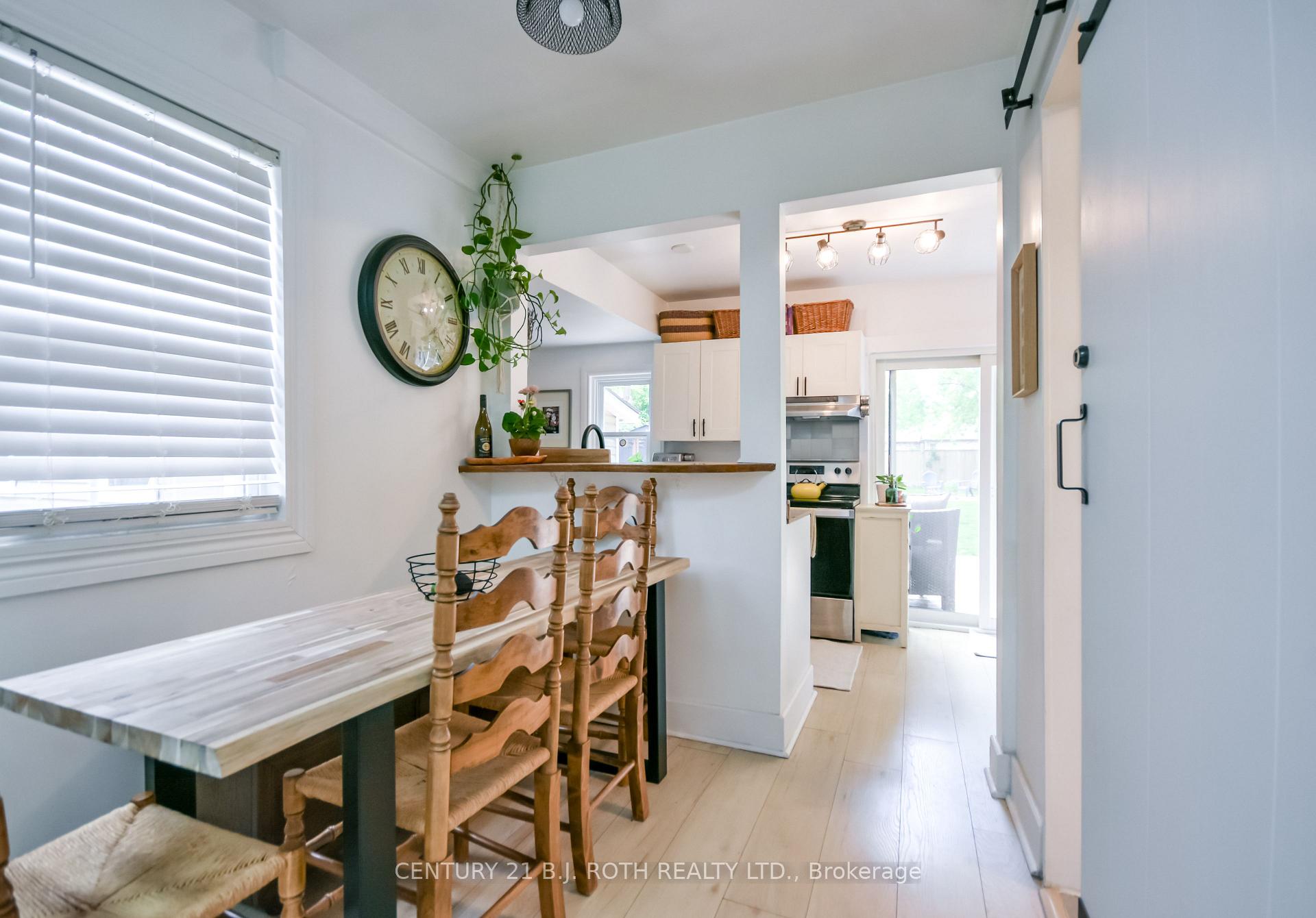 Photo 15 of 203 Southview Road, Barrie, South Shore — HOMEH