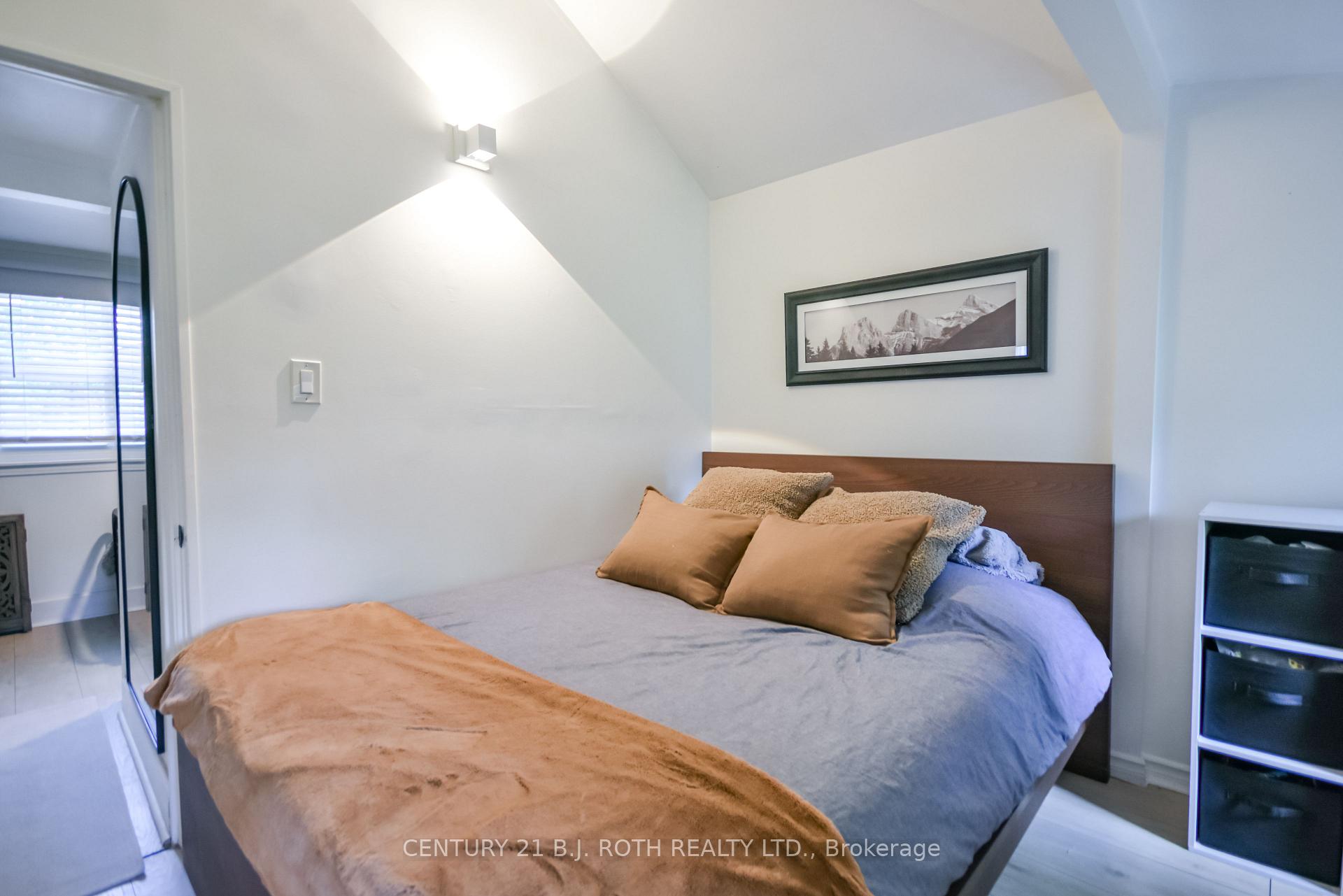 Photo 24 of 203 Southview Road, Barrie, South Shore — HOMEH