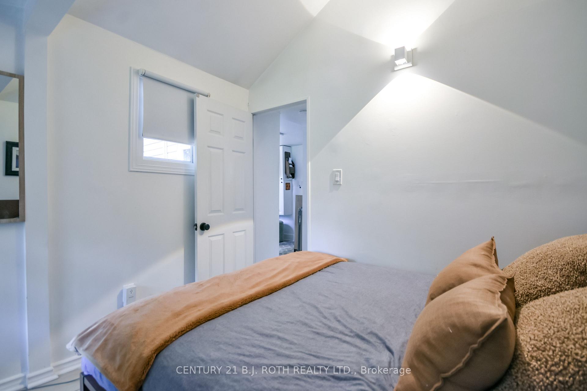 Photo 25 of 203 Southview Road, Barrie, South Shore — HOMEH