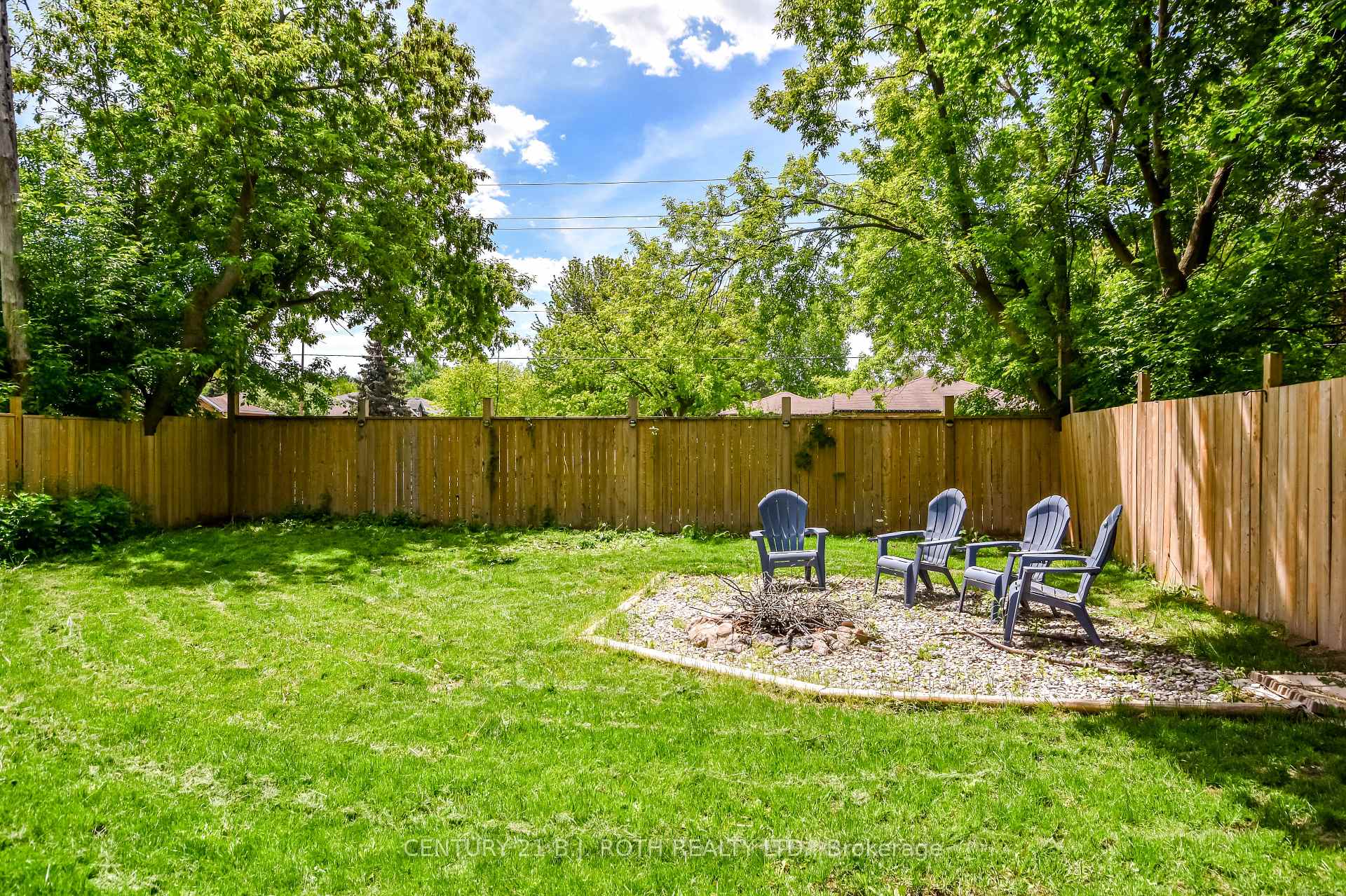 Photo 35 of 203 Southview Road, Barrie, South Shore — HOMEH