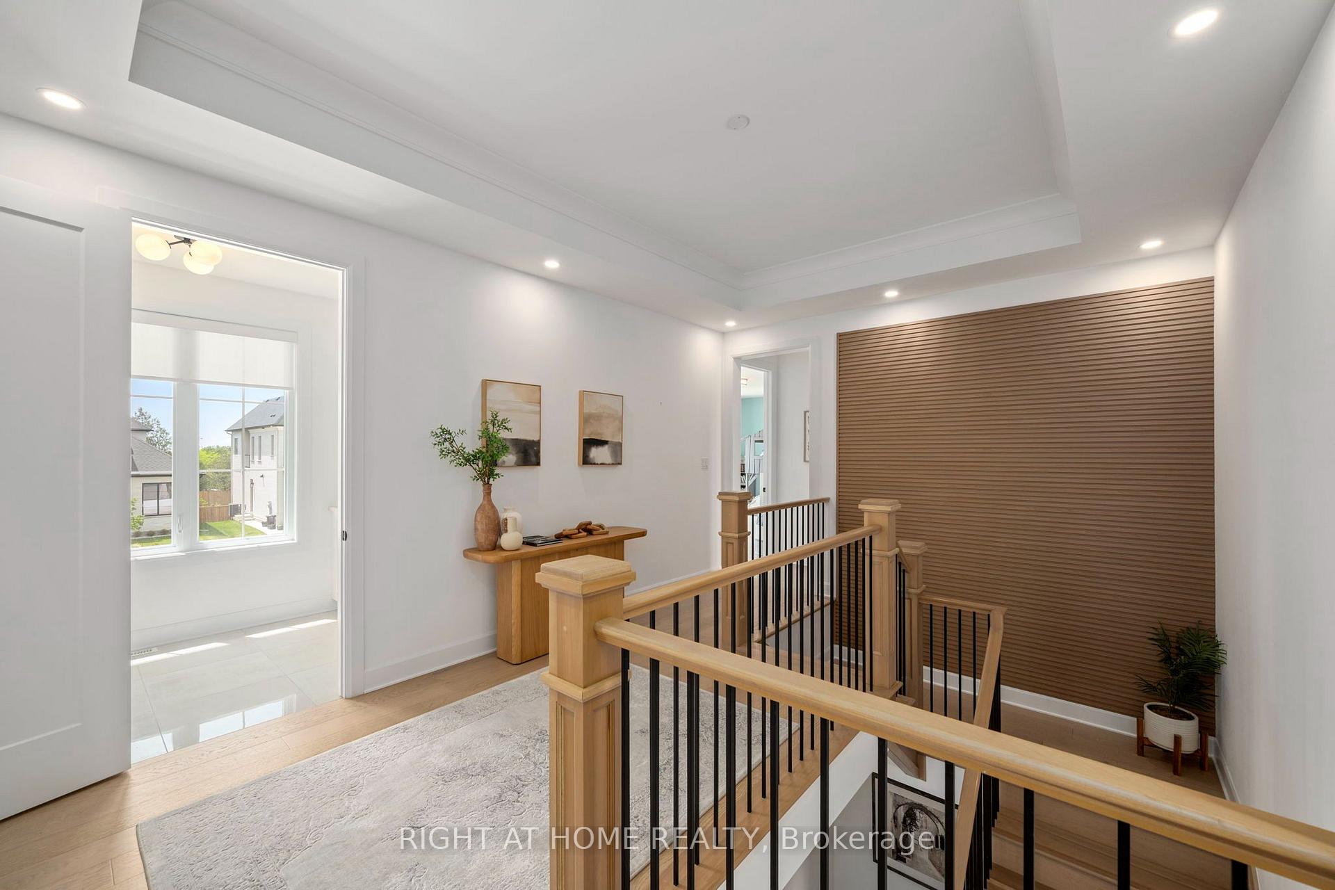 Photo 19 of 372 Manhattan Drive, London, South K — HOMEH