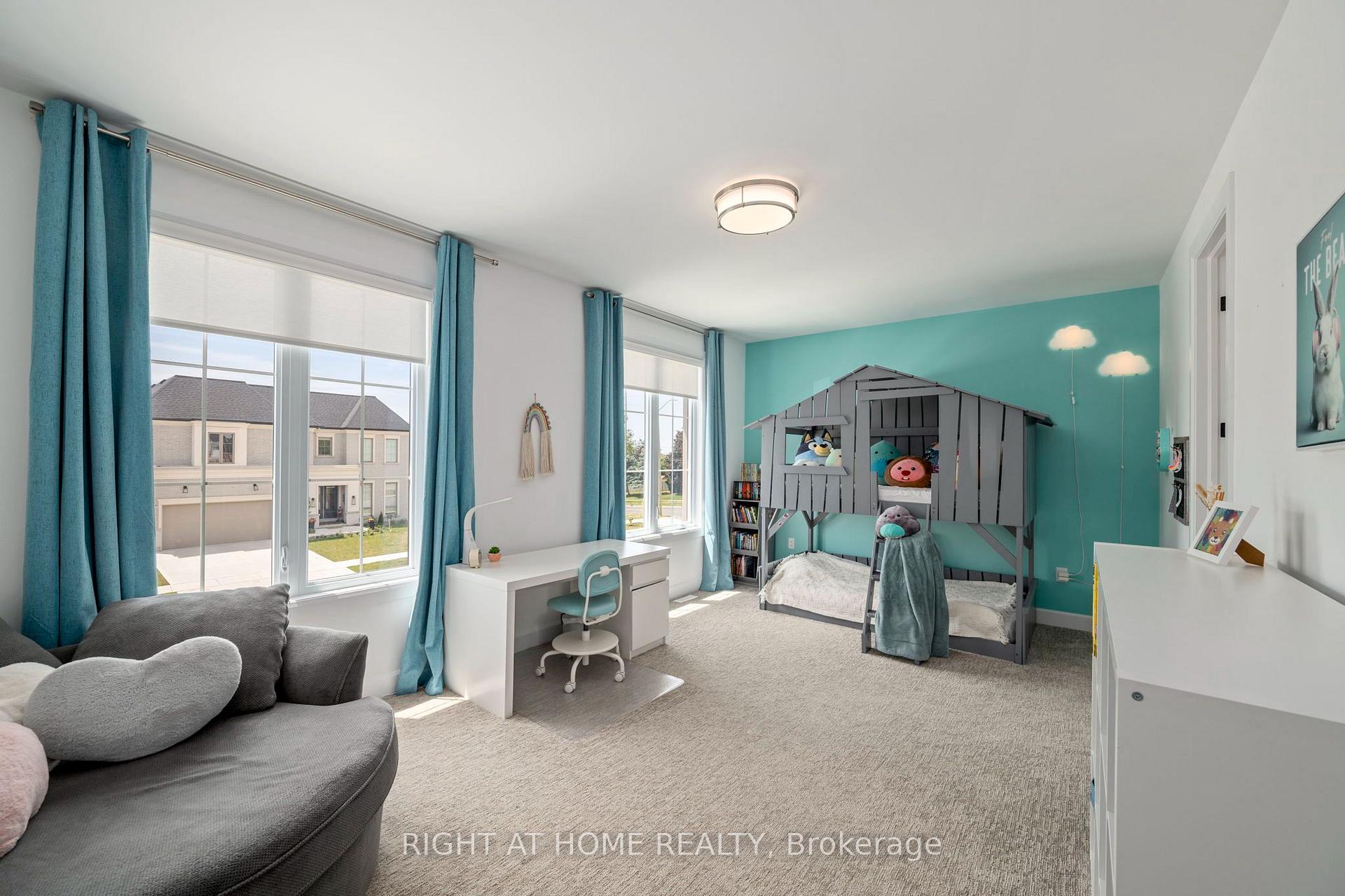 Photo 26 of 372 Manhattan Drive, London, South K — HOMEH