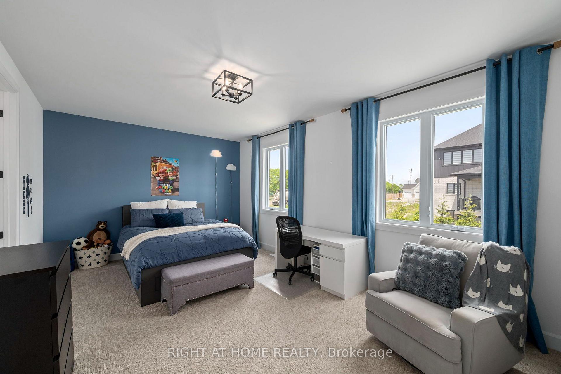 Photo 29 of 372 Manhattan Drive, London, South K — HOMEH