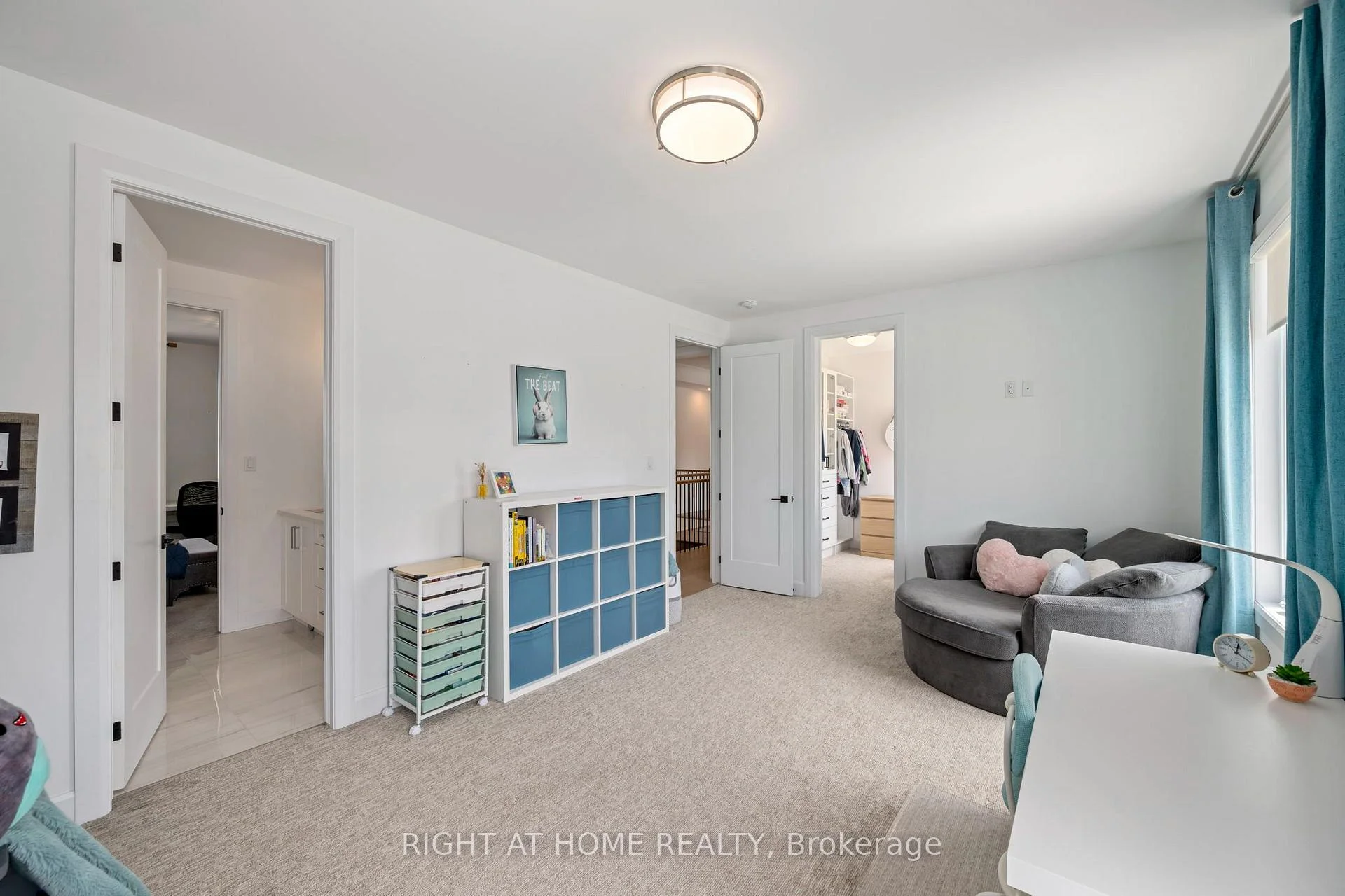 Photo 25 of 372 Manhattan Drive, London, South K — HOMEH