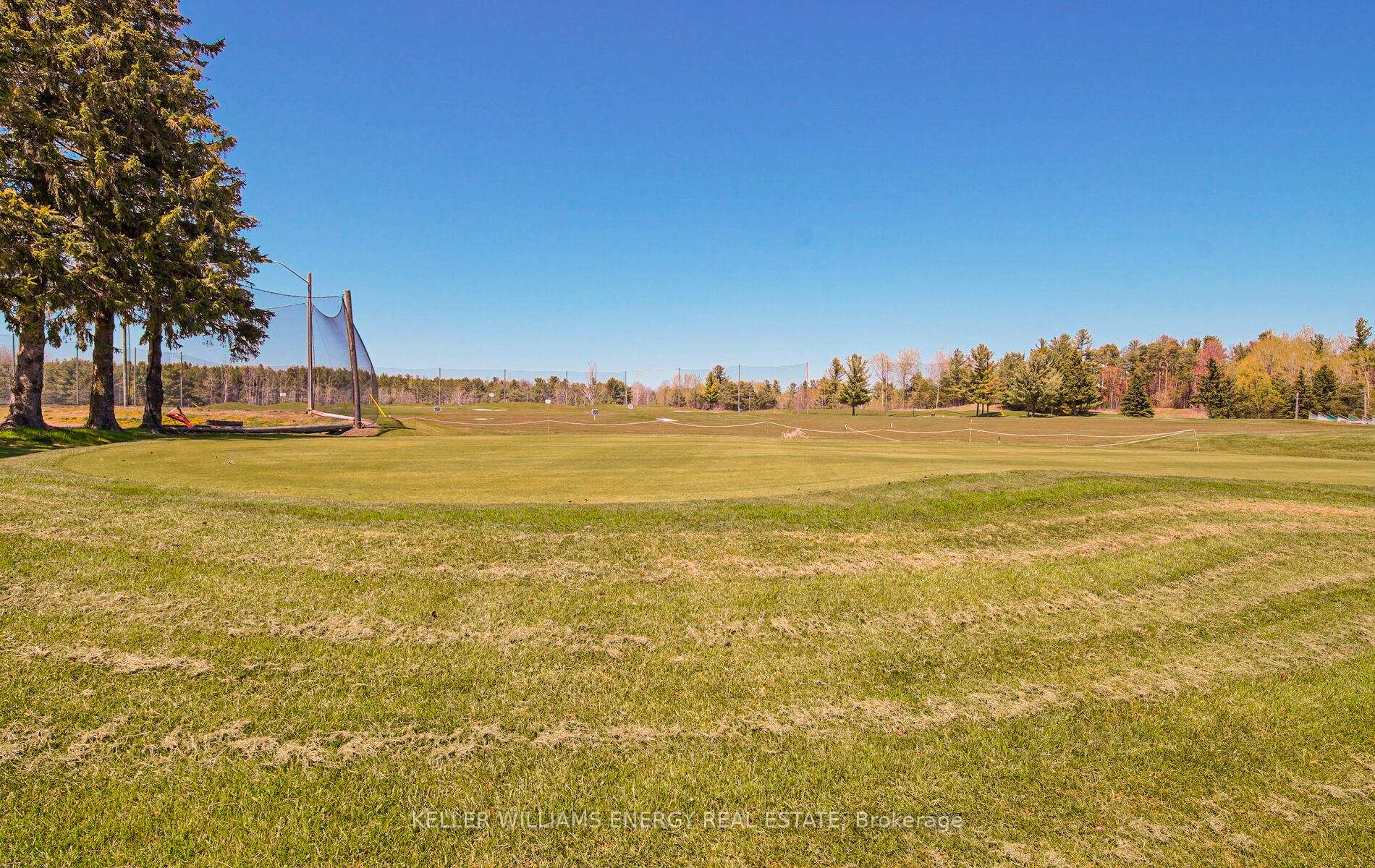 Photo 10 of 560 Taunton Road W, Ajax, Northwest Ajax — HOMEH