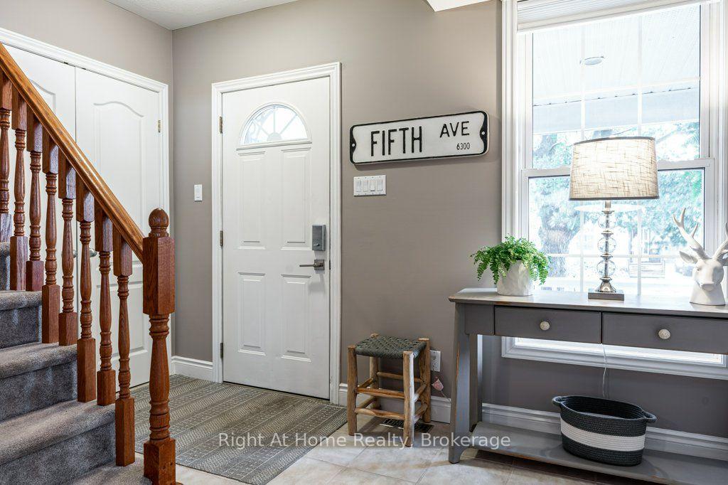 Photo 5 of 386 Albert Street, Stratford — HOMEH