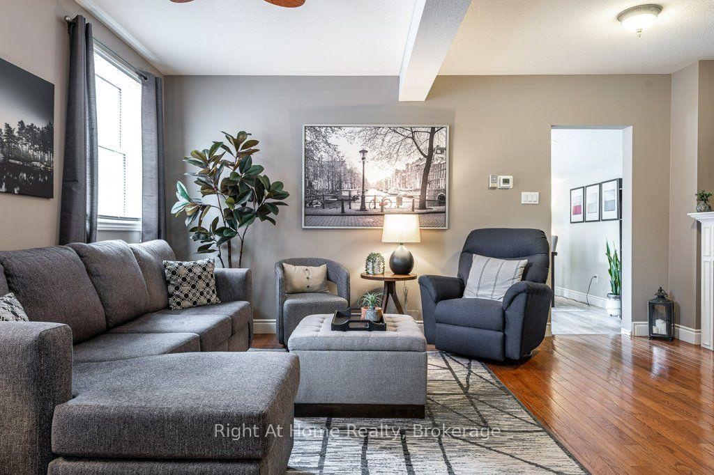 Photo 8 of 386 Albert Street, Stratford — HOMEH