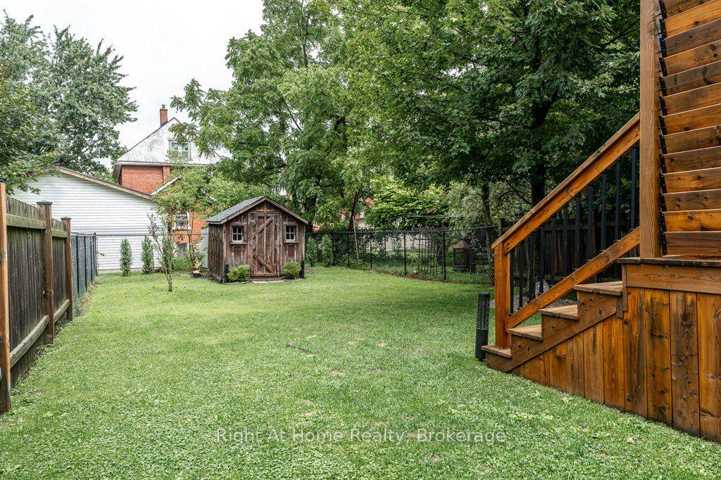 Photo 31 of 386 Albert Street, Stratford — HOMEH