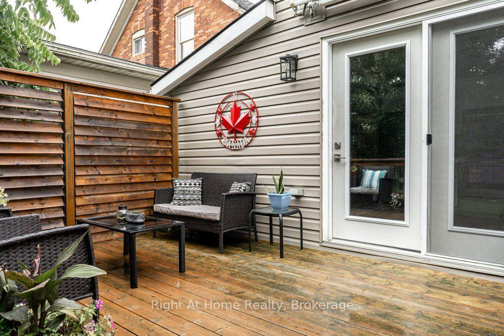 Photo 34 of 386 Albert Street, Stratford — HOMEH