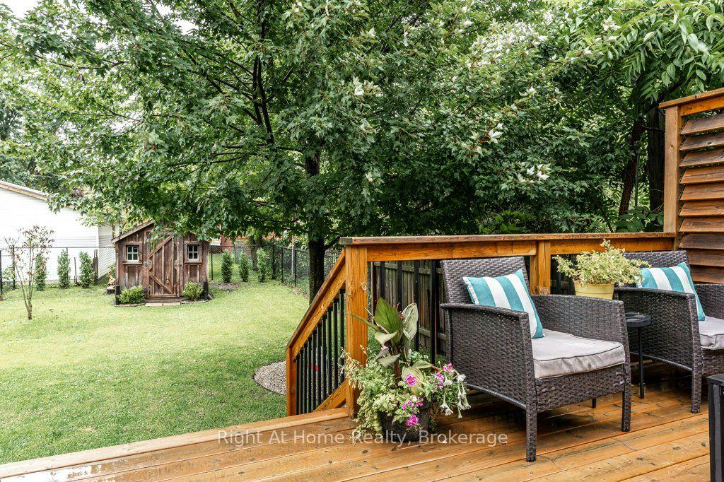 Photo 35 of 386 Albert Street, Stratford — HOMEH