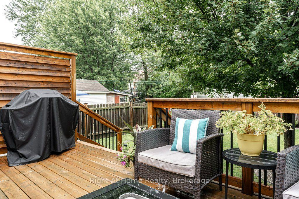 Photo 36 of 386 Albert Street, Stratford — HOMEH
