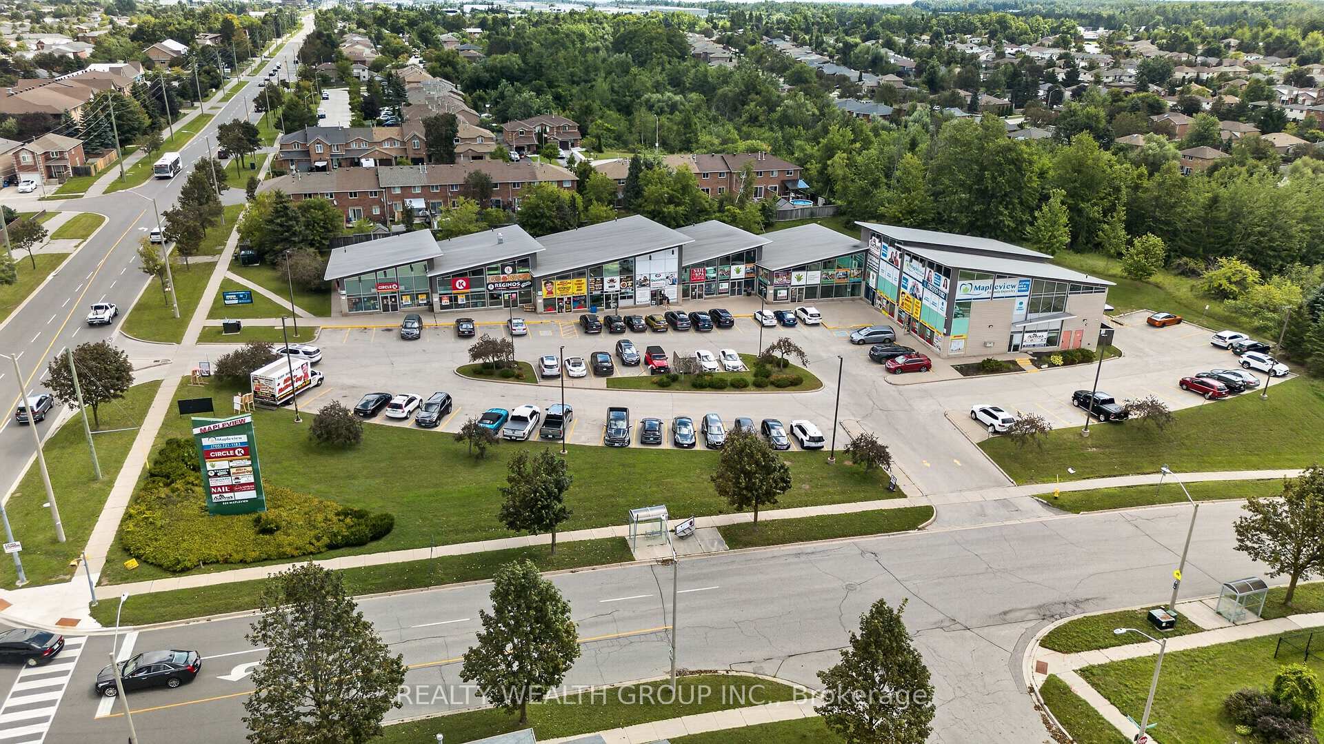 Photo 38 of 83 Logan Court, Barrie, Holly — HOMEH