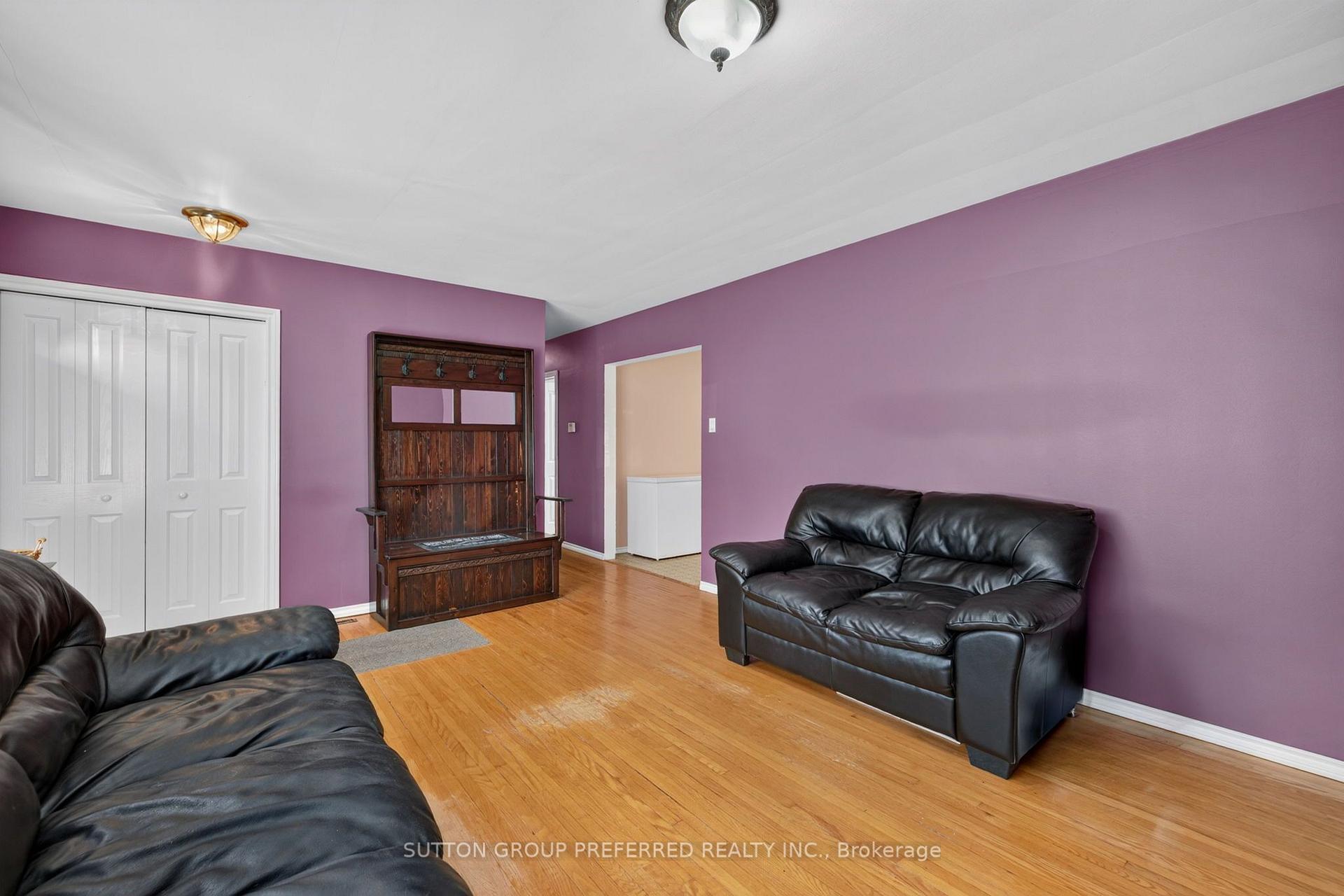 Photo 14 of 98 Queen Street, Thames Centre, Dorchester — HOMEH