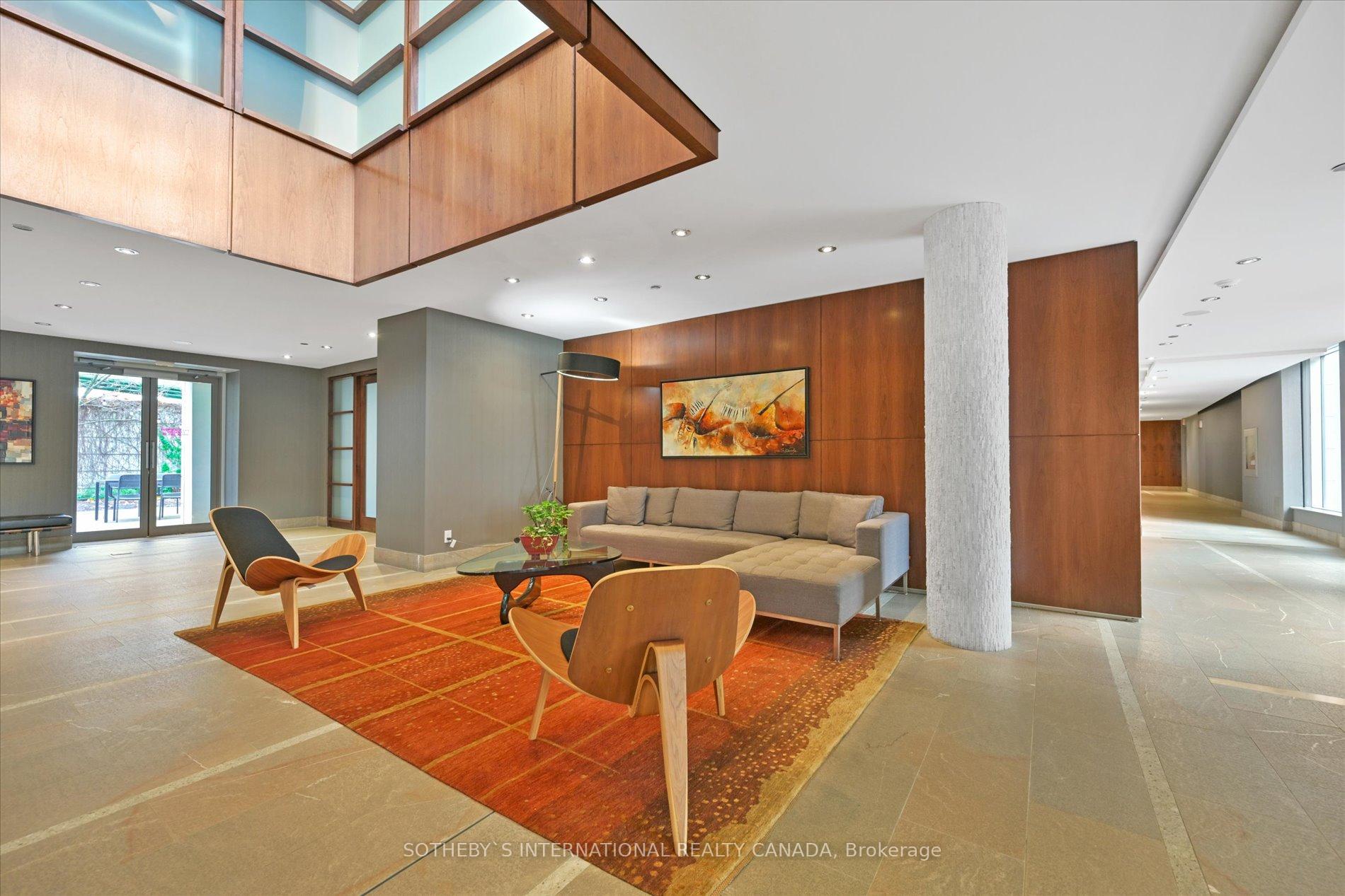 Photo 3 of Unit PH1001W, 500 Queens Quay W, Toronto, Waterfront Communities — HOMEH