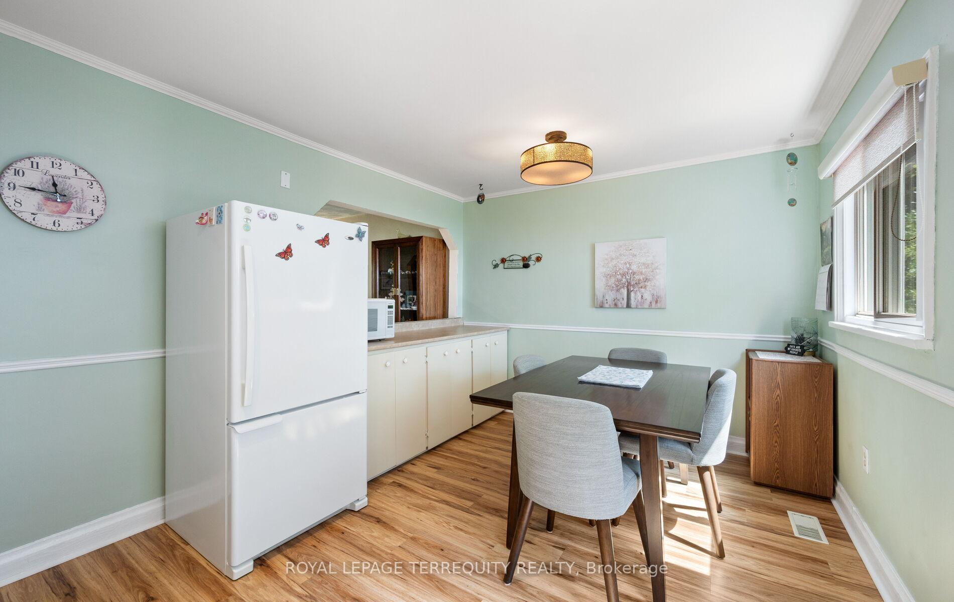 Photo 18 of 33 Rogers Road, Brampton, Brampton West — HOMEH