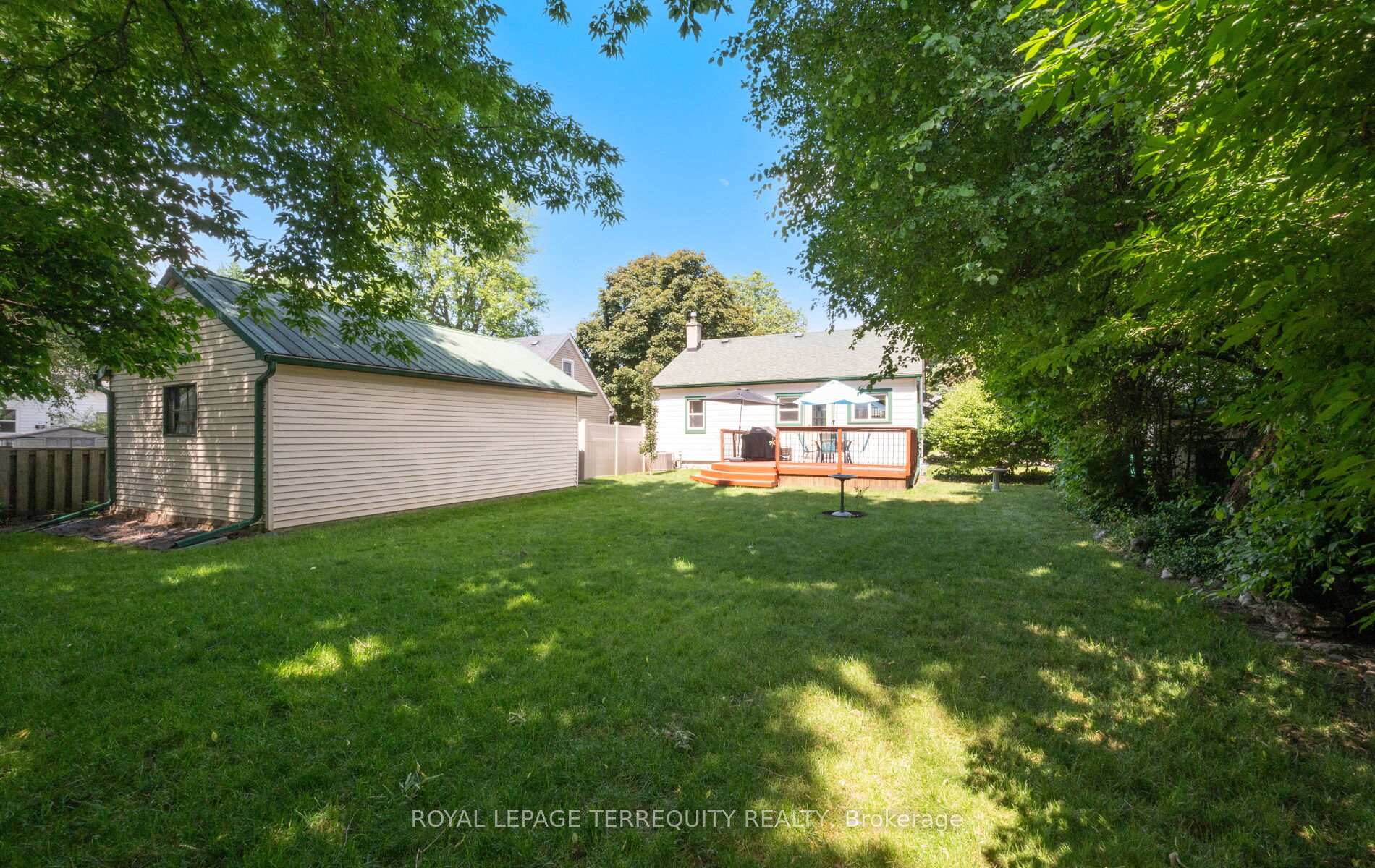 Photo 47 of 33 Rogers Road, Brampton, Brampton West — HOMEH